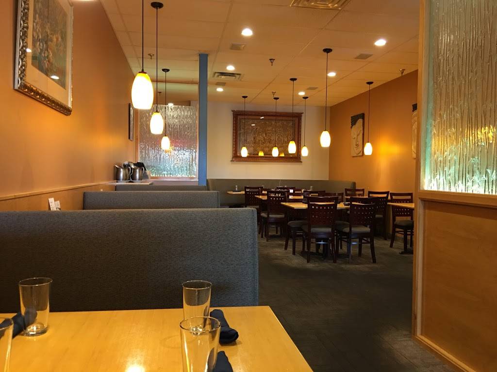 King and I Thai | restaurant | 760 Highway 110, Mendota Heights, MN 55120, USA | 6123326928 OR +1 612-332-6928
