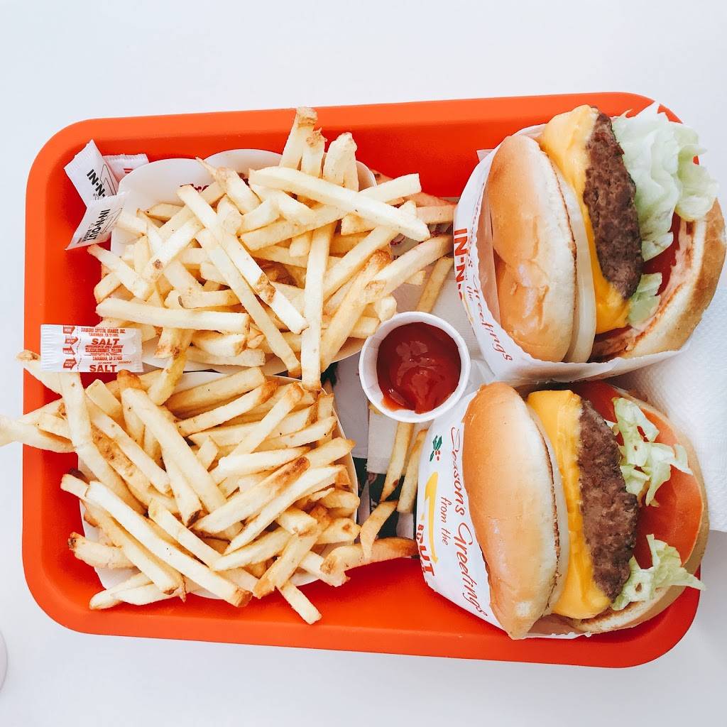 In-N-Out Burger | restaurant | 9585 W Camelback Rd, Phoenix, AZ 85037, USA | 8007861000 OR +1 800-786-1000