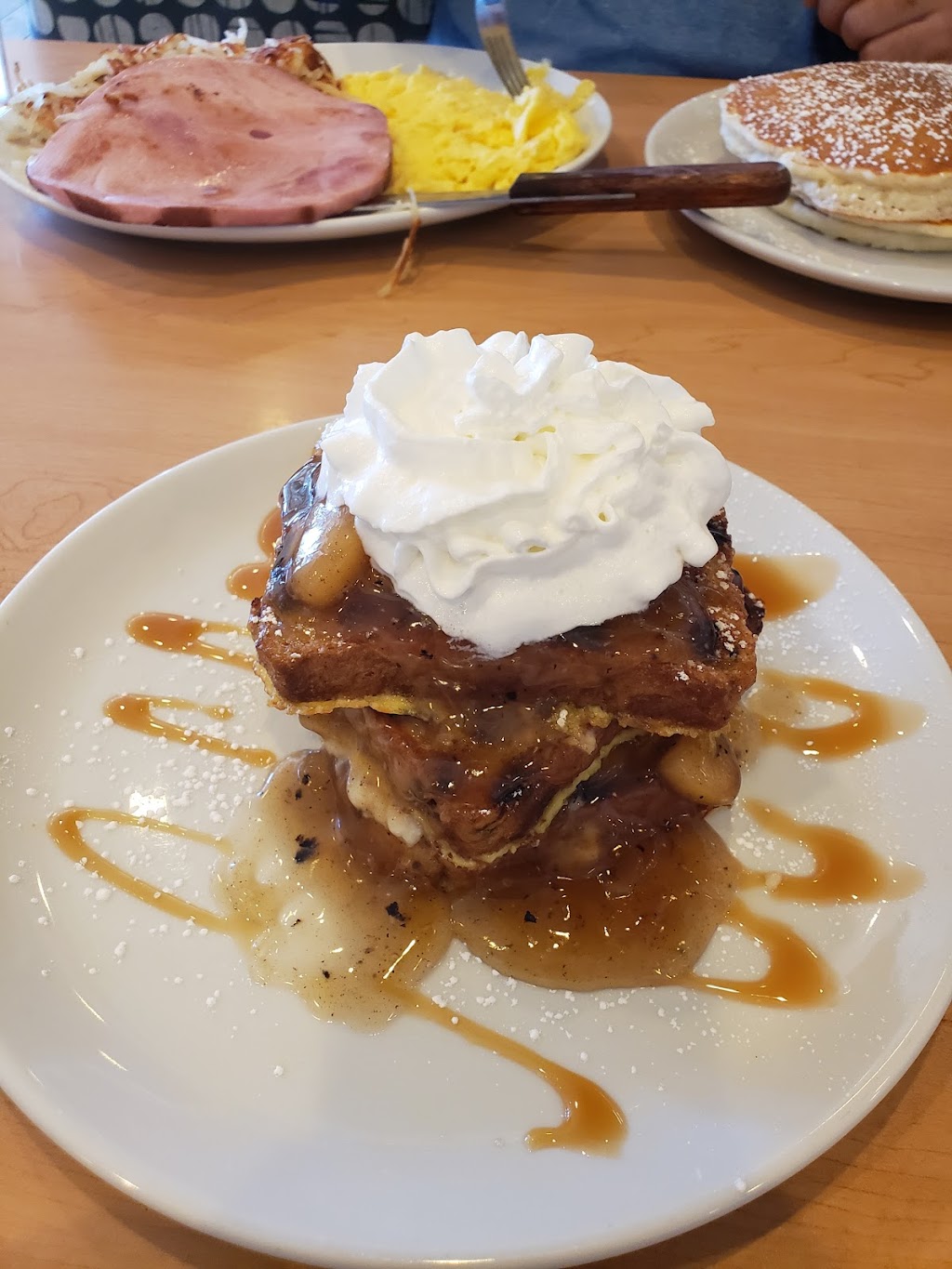 Waffles Kafe | restaurant | 411 E Lincoln Hwy, New Lenox, IL 60451, USA | 8157178135 OR +1 815-717-8135