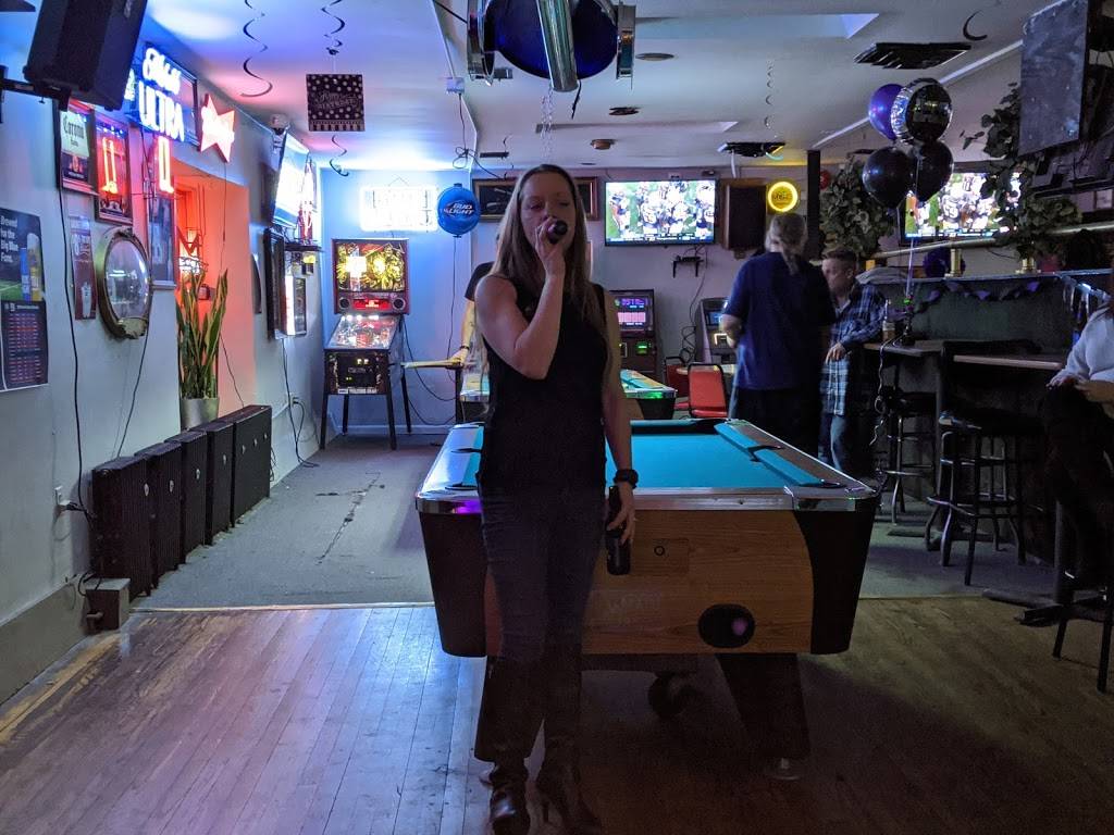 Mr. Luckys Pub | restaurant | 358 Mooney Pond Rd #1402, Farmingville, NY 11738, USA | 6317329076 OR +1 631-732-9076