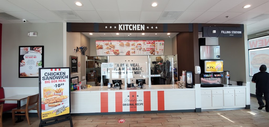 KFC | restaurant | 6100 Warner Ave, Huntington Beach, CA 92647, USA | 6572157135 OR +1 657-215-7135