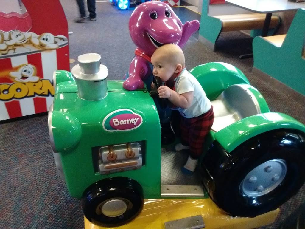 Chuck E. Cheese | restaurant | 2771 NW Myhre Rd, Silverdale, WA 98383, USA | 3606922110 OR +1 360-692-2110