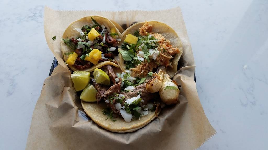 Taco Libre | restaurant | 1221 S Robert St, West St Paul, MN 55118, USA | 6514448820 OR +1 651-444-8820