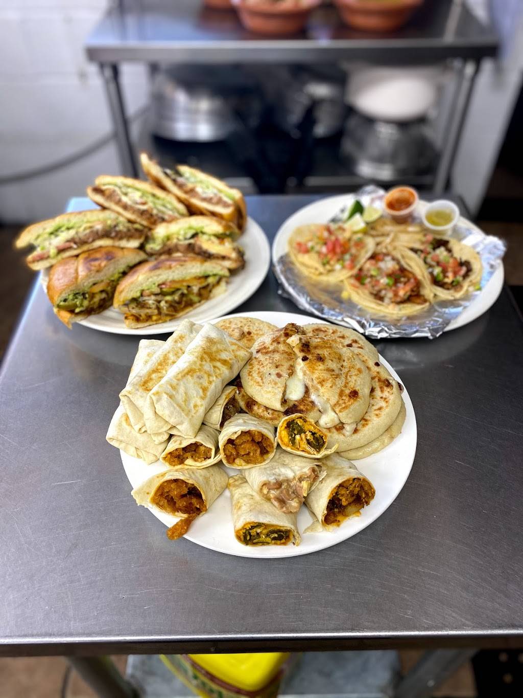 Pupusas to-go | restaurant | 5711 E Grand Ave, Dallas, TX 75223, USA | 2146940731 OR +1 214-694-0731