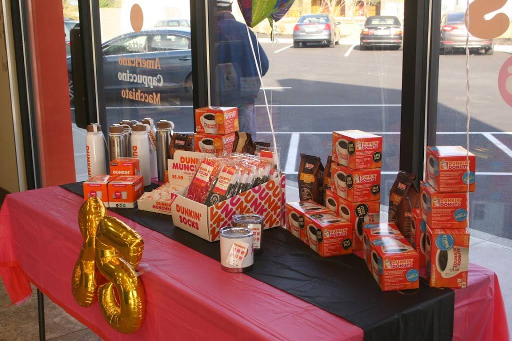 Dunkin | bakery | 2815 Harshman Rd, Dayton, OH 45424, USA | 9374018424 OR +1 937-401-8424