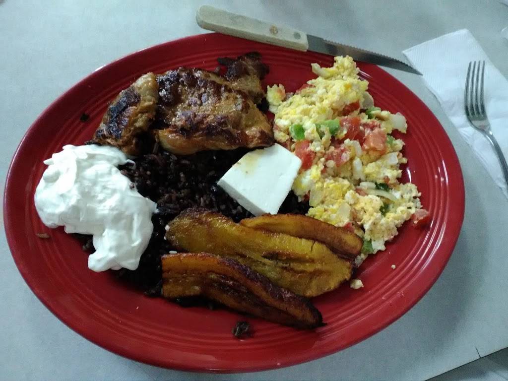 Golfo De Fonseca | restaurant | 1618 W 6th St, Los Angeles, CA 90017, USA | 2134837245 OR +1 213-483-7245