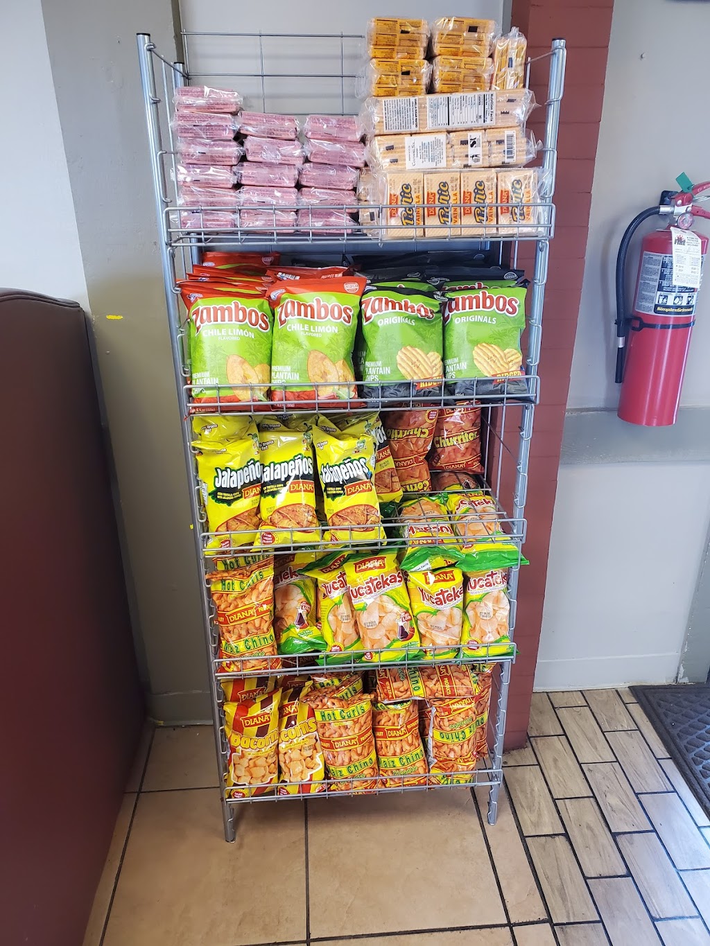 Pupusas La Salvadoreña | restaurant | 304 Havana St, Aurora, CO 80010, USA | 7203612980 OR +1 720-361-2980