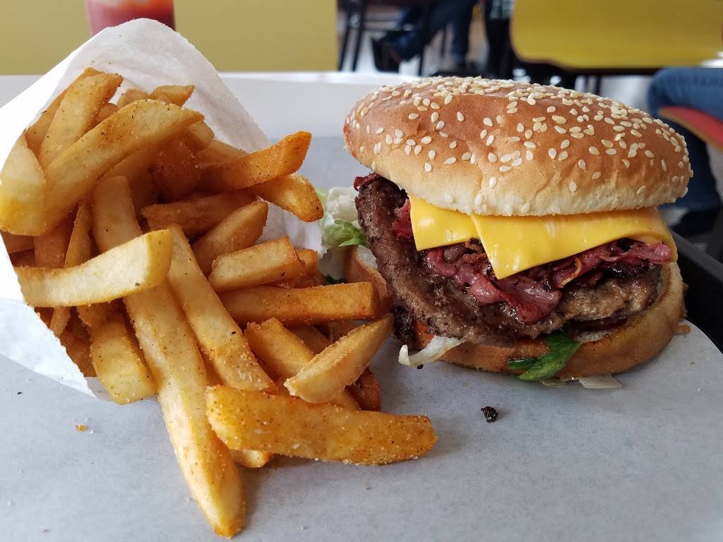 Wimpys Hamburgers | restaurant | 1417 E Tulare Ave, Tulare, CA 93274, USA | 5596882527 OR +1 559-688-2527