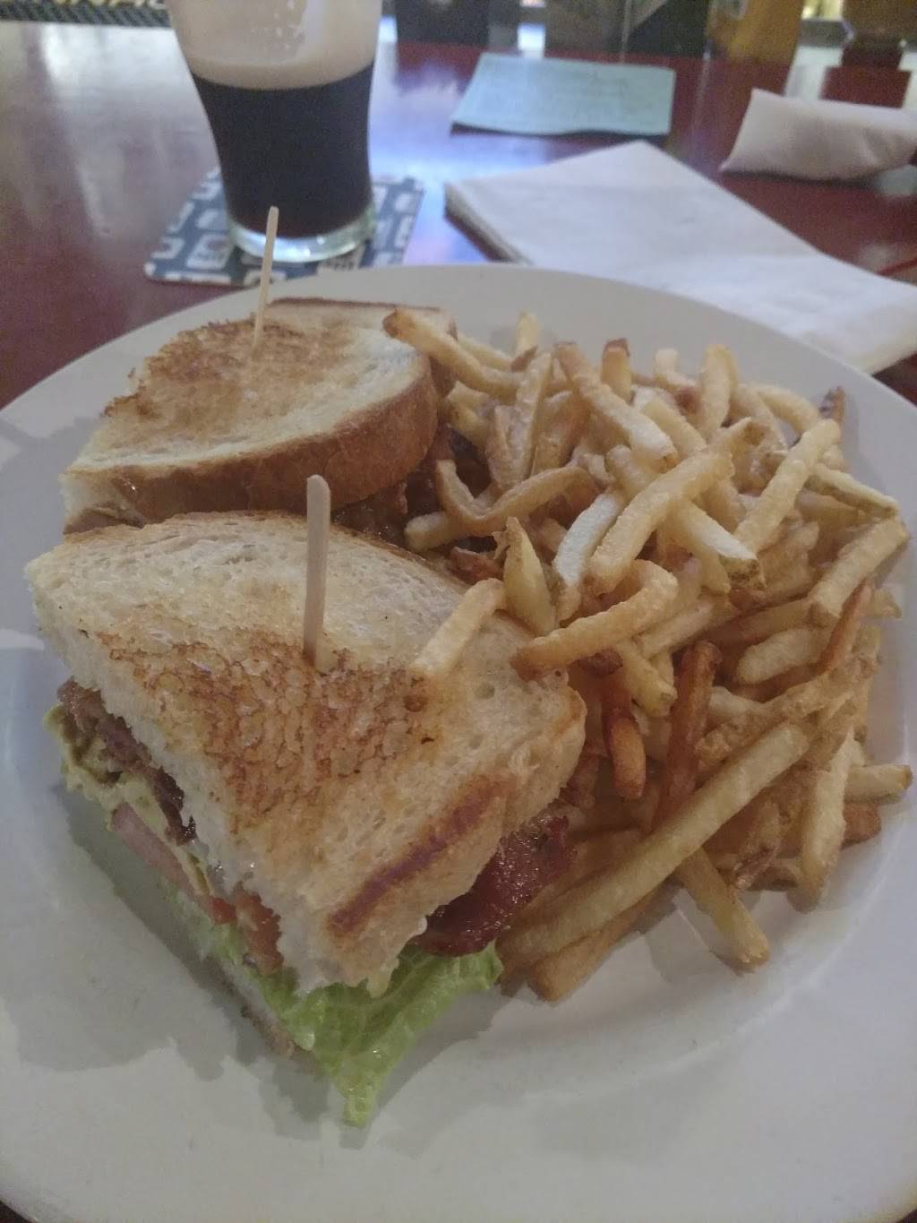 Weiland Brewery Underground | restaurant | 505 S Flower St, Los Angeles, CA 90071, USA | 2136221125 OR +1 213-622-1125