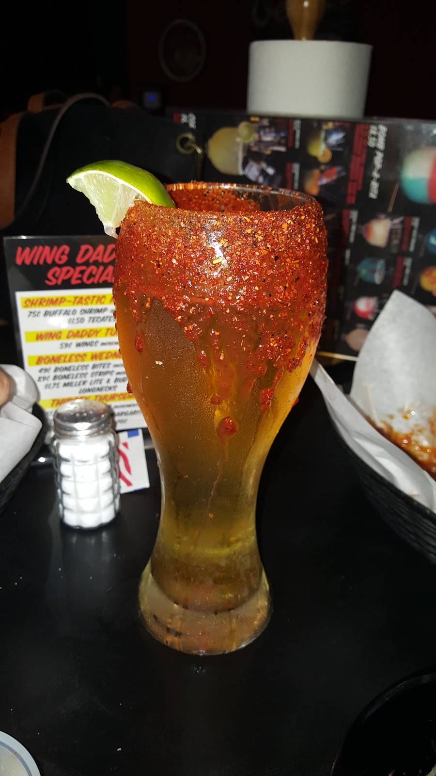 Wing Daddys Sauce House | restaurant | 1115 SE Military Dr, San Antonio, TX 78214, USA | 2109229464 OR +1 210-922-9464