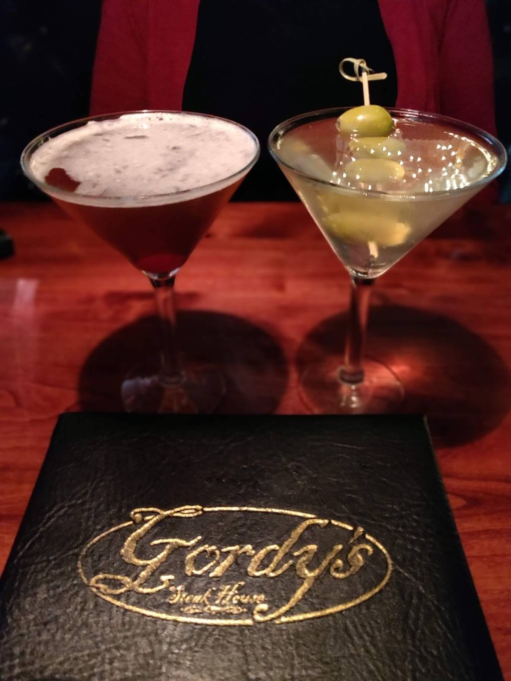 Gordys Steakhouse | restaurant | 301 Stillwater Rd, Willernie, MN 55090, USA | 6517629662 OR +1 651-762-9662