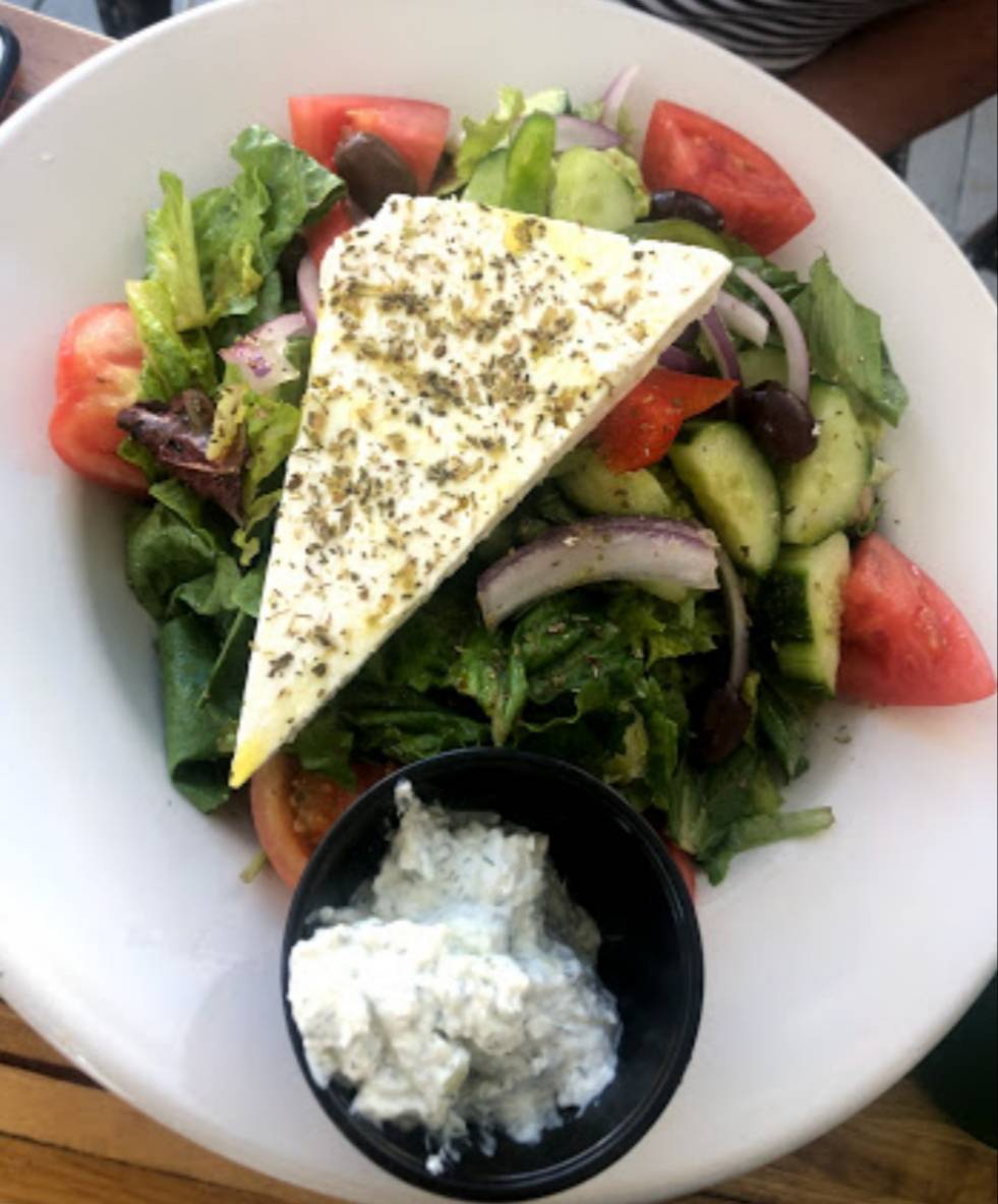 Mavi Waterfront Bar & Grill | restaurant | 2309 Beach Blvd, Jacksonville Beach, FL 32250, USA | 9043720045 OR +1 904-372-0045