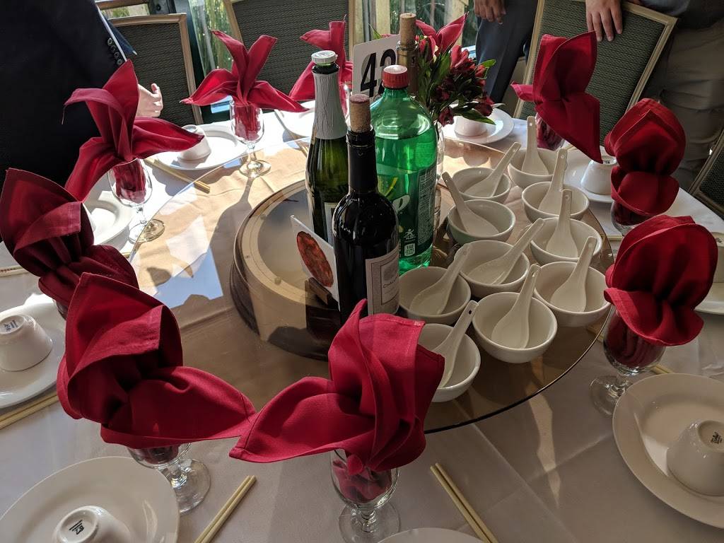 Hong Kong East Ocean Seafood Restaurant | restaurant | 3199 Powell St, Emeryville, CA 94608, USA | 5106553388 OR +1 510-655-3388