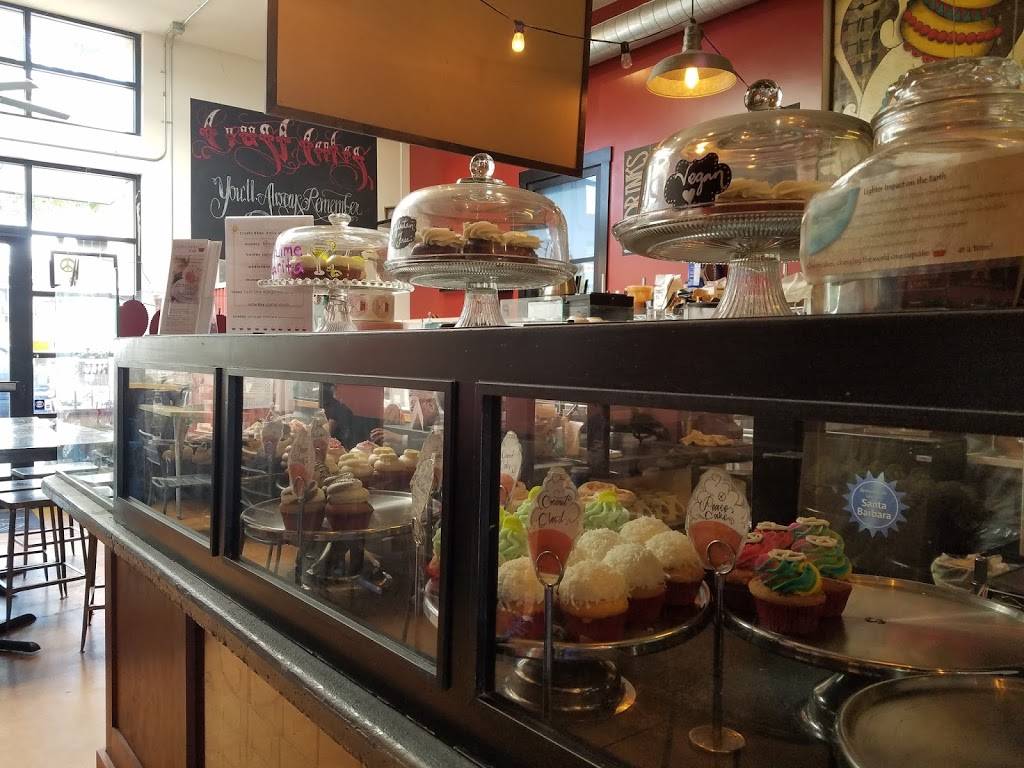 Crushcakes & Café | cafe | 4945 Carpinteria Ave, Carpinteria, CA 93013, USA | 8056844300 OR +1 805-684-4300