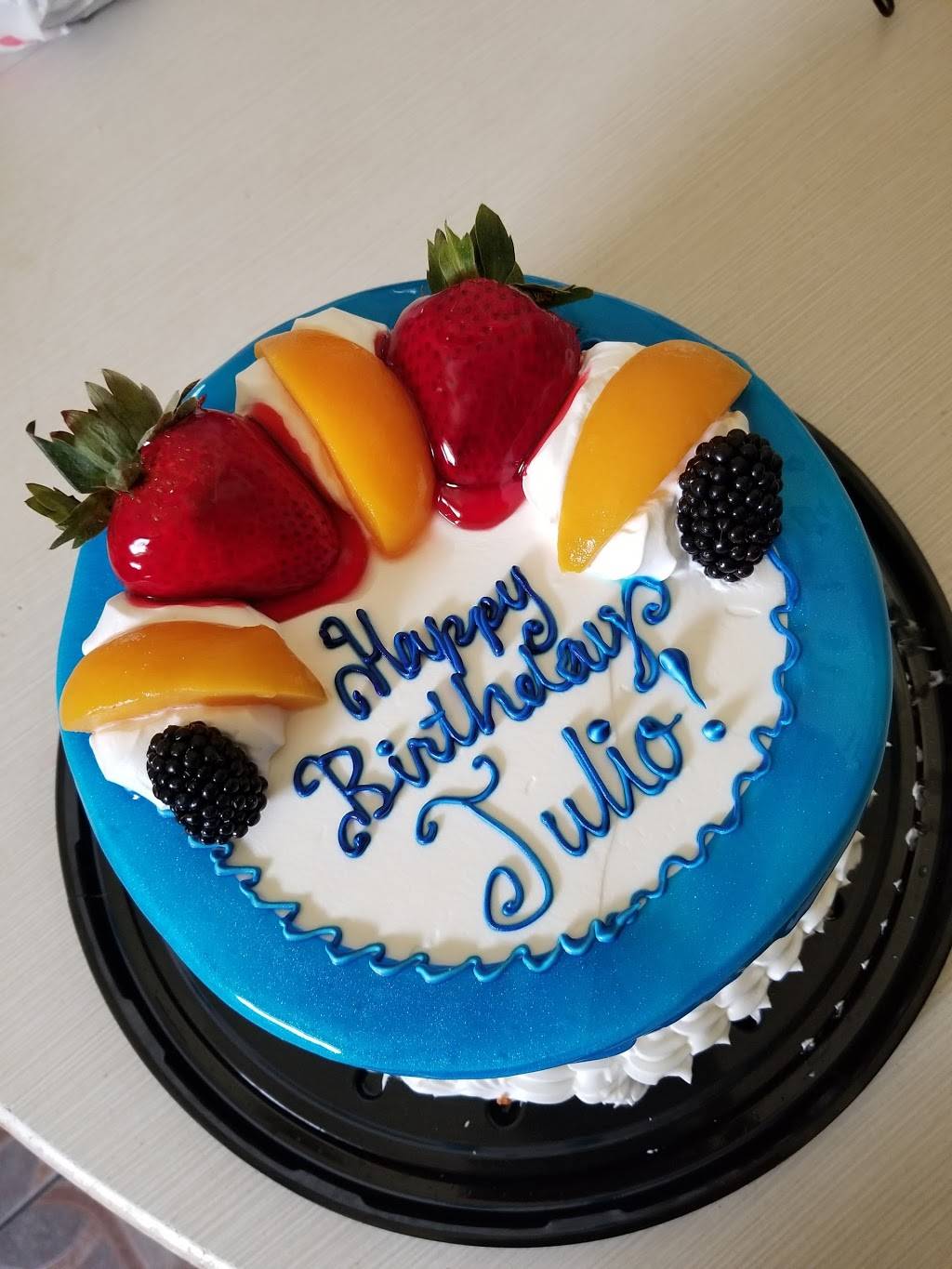 Peacock Family Restaurant | restaurant | 2670 Belvidere Rd, Waukegan, IL 60085, USA | 8476623333 OR +1 847-662-3333