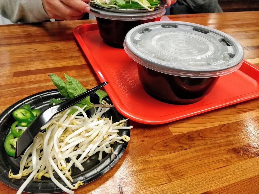 The Red Boat Asian Fusion | restaurant | 7412 Baltimore Ave, College Park, MD 20740, USA | 3017799700 OR +1 301-779-9700