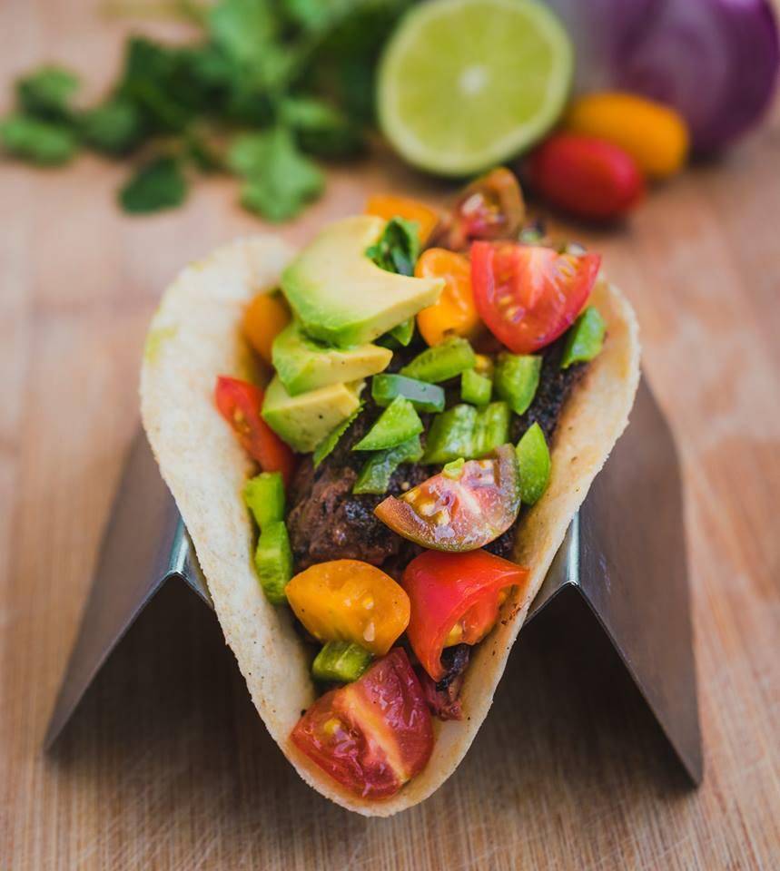 Fusion Eats | restaurant | 9 Greenway Plaza #150, Houston, TX 77046, USA | 7134222882 OR +1 713-422-2882