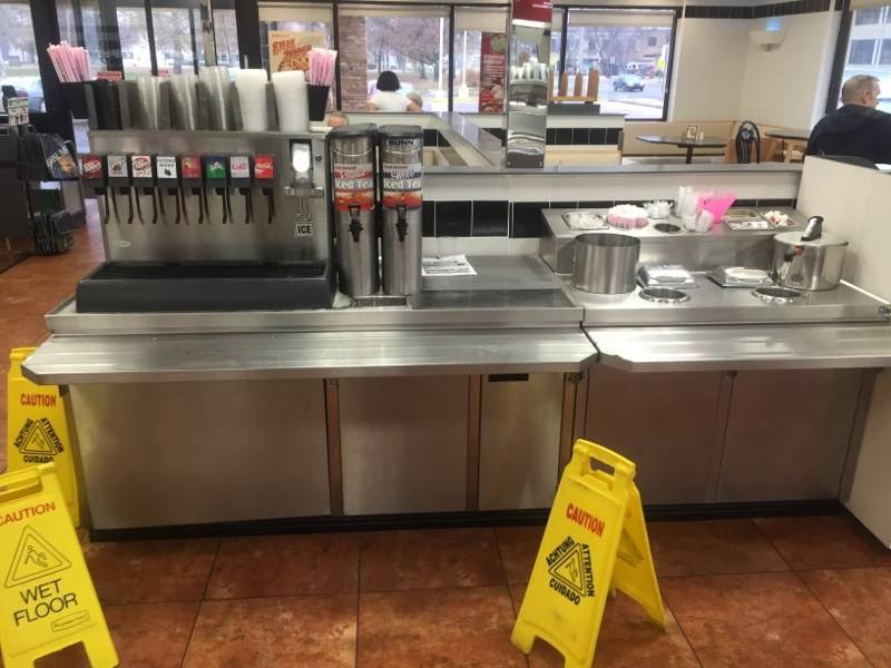 Braums Ice Cream & Burger Restaurant | restaurant | 509 E 9th Ave, Winfield, KS 67156, USA | 6202212248 OR +1 620-221-2248