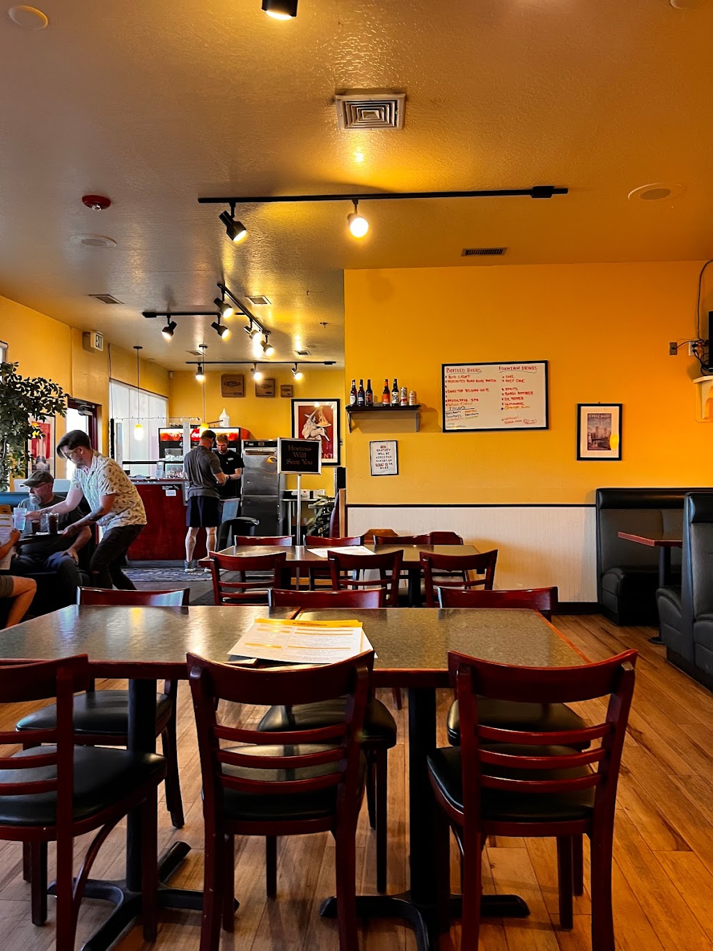 Chicago Connection - Nampa 12th Ave | restaurant | 523 12th Ave Rd, Nampa, ID 83686, USA | 2084676444 OR +1 208-467-6444