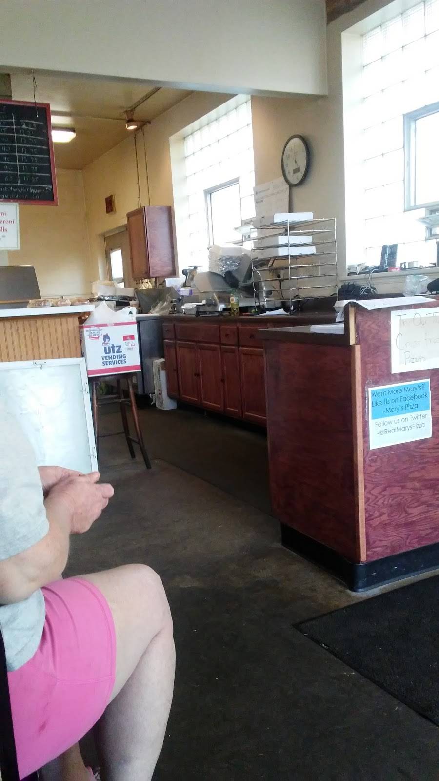 Marys Pizza | restaurant | 301 N Beaver St, Lisbon, OH 44432, USA | 3304243559 OR +1 330-424-3559