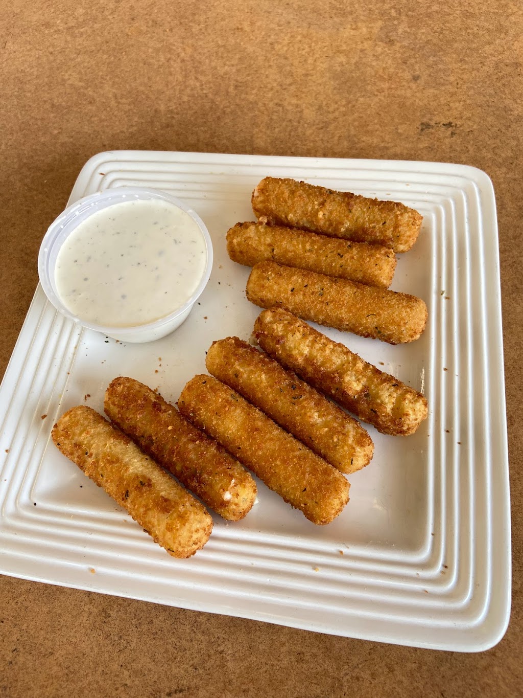 Around the Grille | restaurant | 2325 D St, La Verne, CA 91750, USA | 9092679442 OR +1 909-267-9442