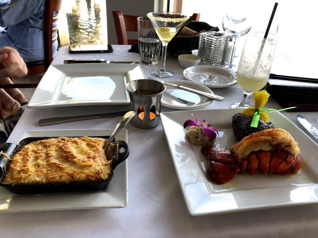 T-Michaels | restaurant | 4050 Gulf Shore Blvd N, Naples, FL 34103, USA | 2392610622 OR +1 239-261-0622