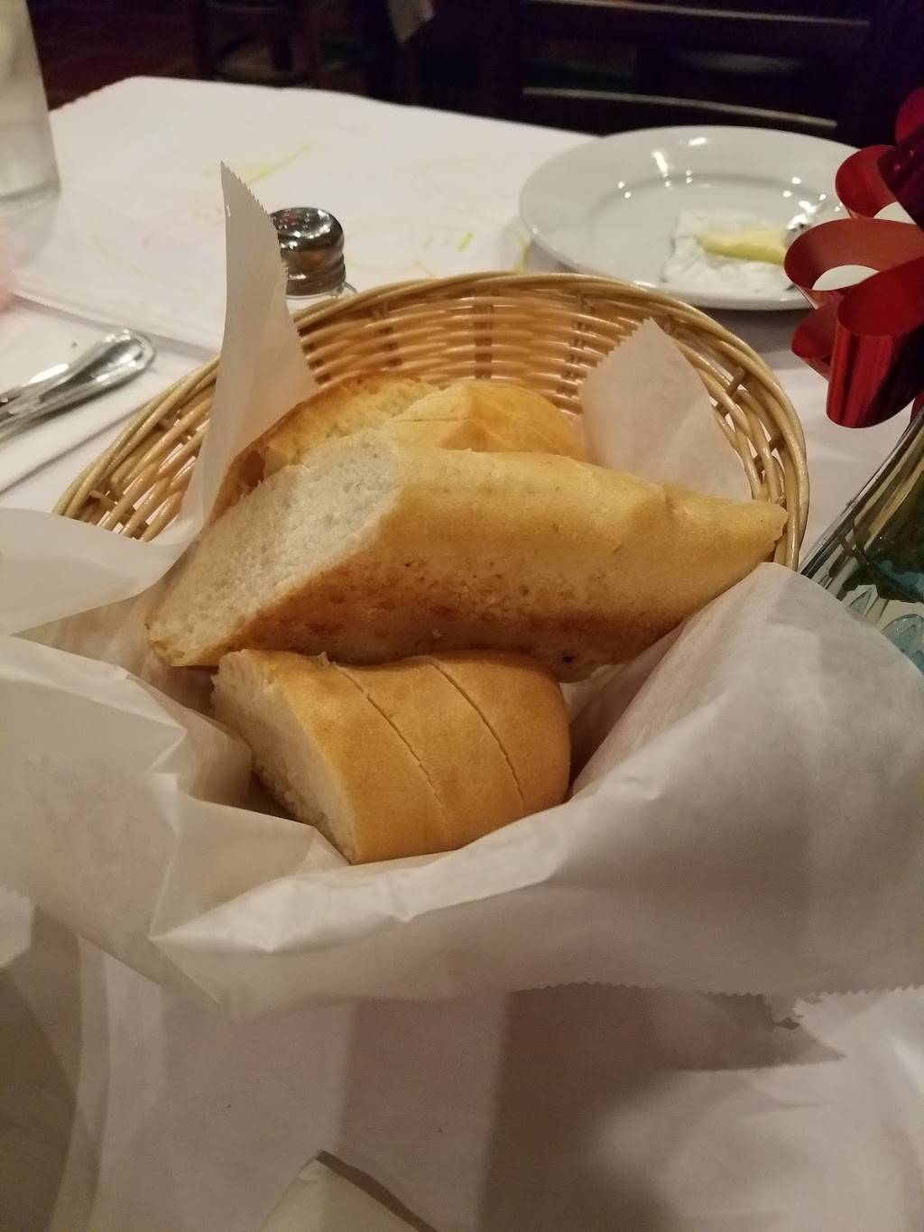 Lalos Ristorante Italiano | restaurant | 6100 Telegraph Rd, Ventura, CA 93003, USA | 8057654242 OR +1 805-765-4242