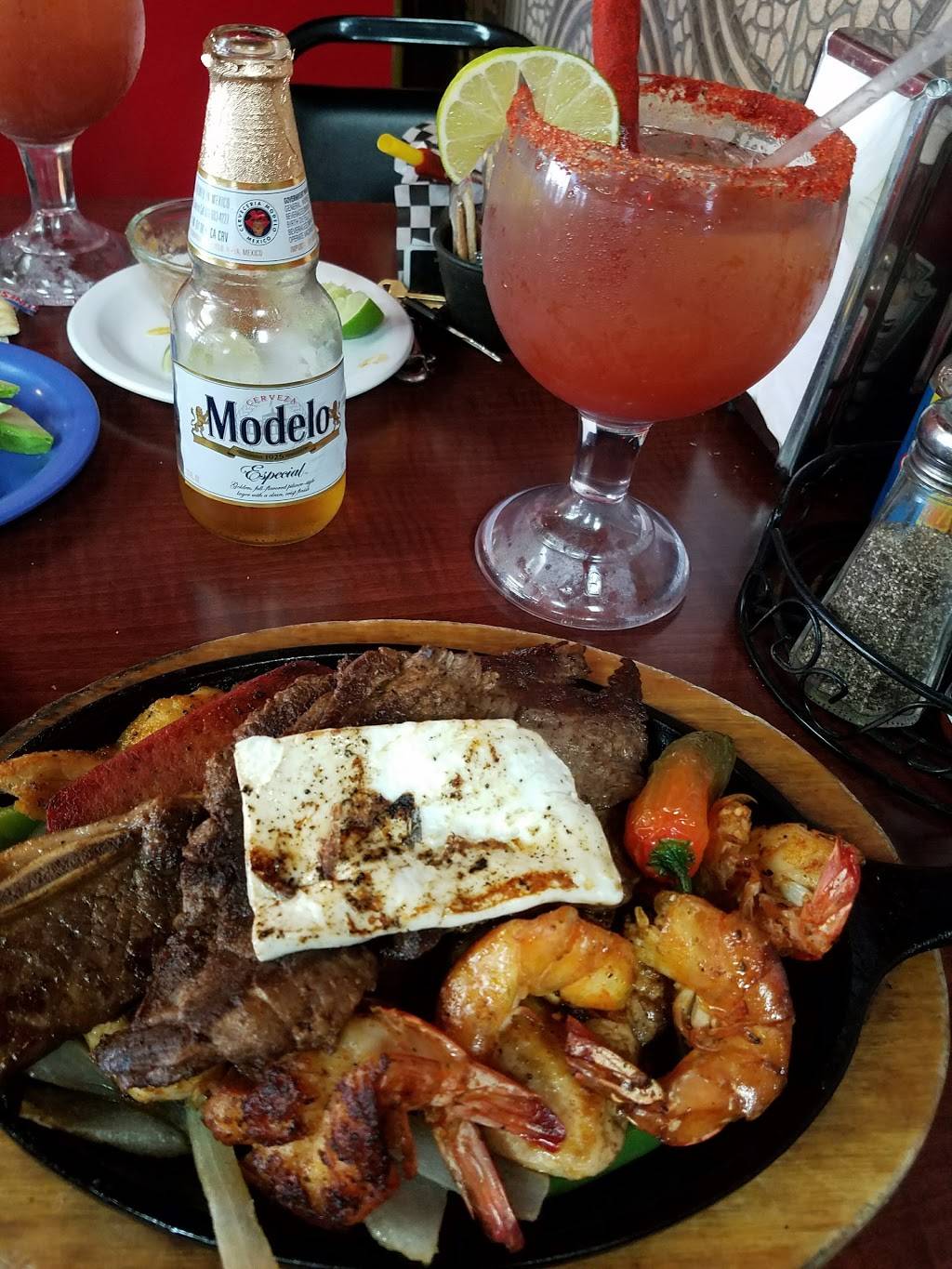 El Pulpo Restaurant | restaurant | 2320 W 12th St, Dallas, TX 75208, USA | 2149415070 OR +1 214-941-5070
