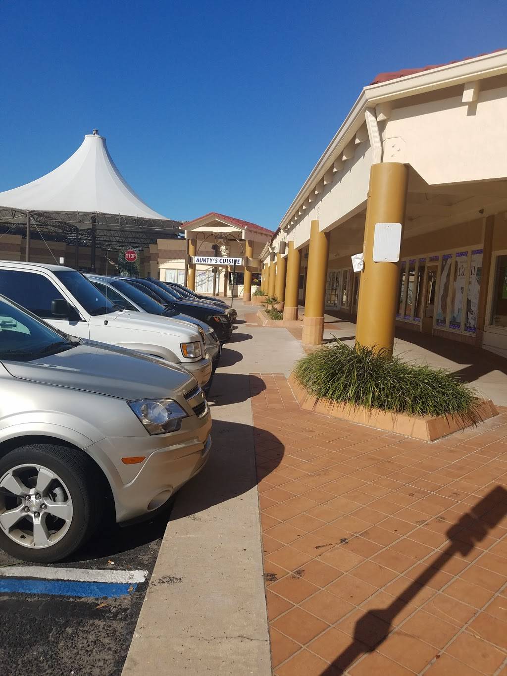 Antilles Cuisine Caribbean Restaurant | restaurant | 2798 N Hiawassee Rd, Orlando, FL 32818, USA | 4076010881 OR +1 407-601-0881