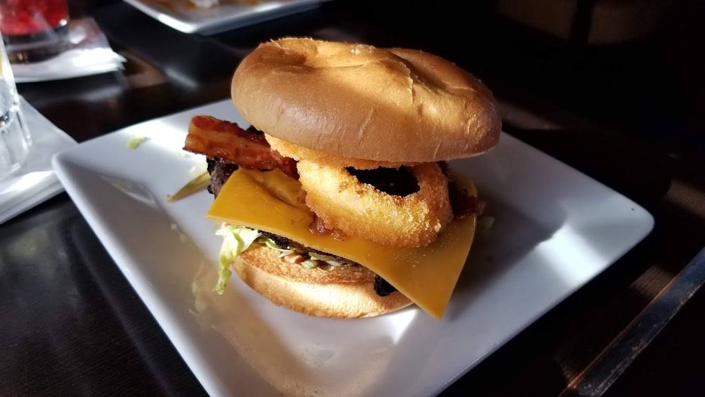 Ruby Tuesday | restaurant | 5274 N Abbe Rd, Sheffield, OH 44035, USA | 4409341200 OR +1 440-934-1200