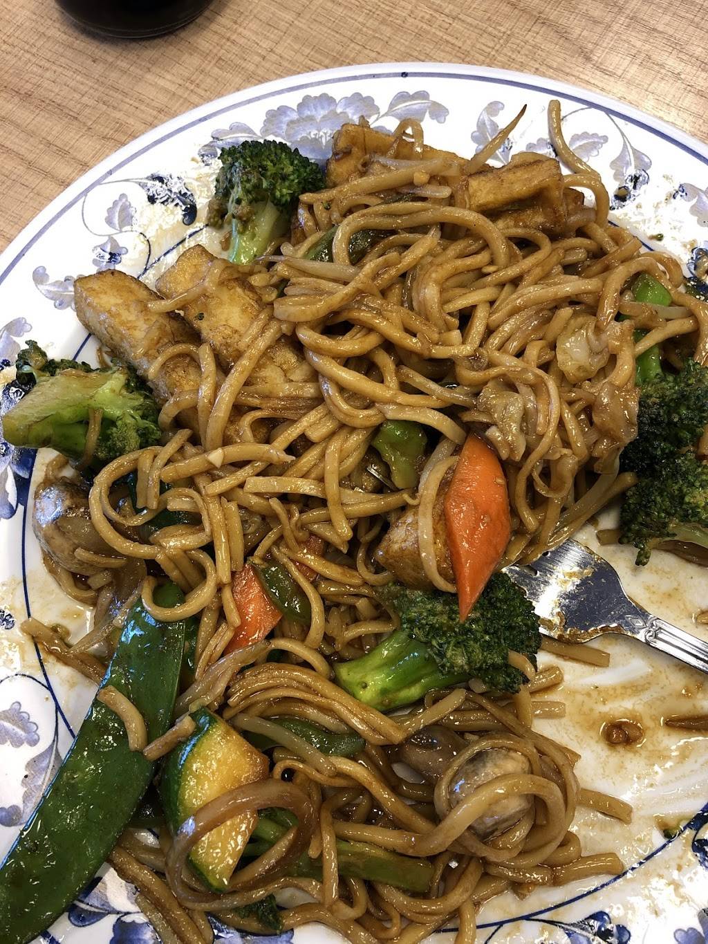 Asian Garden Express | restaurant | 7800 N 55th Ave #110, Glendale, AZ 85301, USA | 6232154478 OR +1 623-215-4478