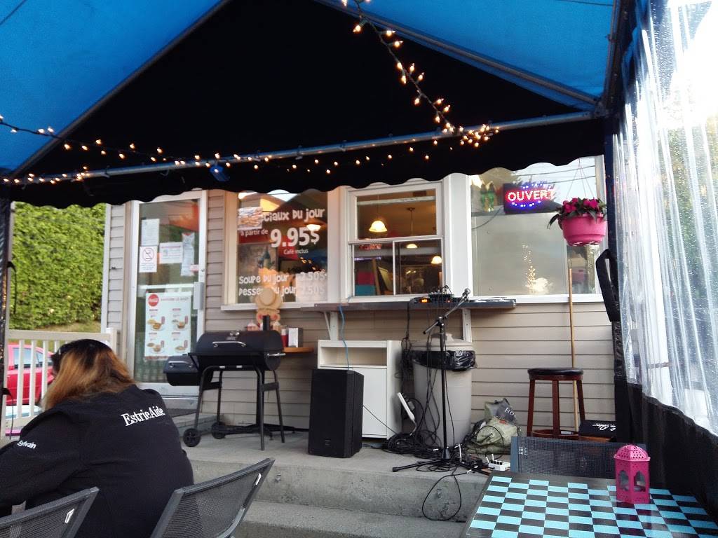 Madame Gourmandine | restaurant | 94 Rue Saint-Lambert, Sherbrooke, QC J1C 0N8, Canada | 8198463807 OR +1 819-846-3807