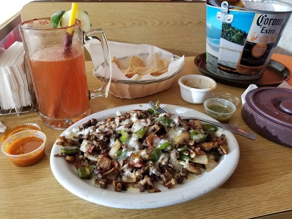 Antojitos La Lagunilla | restaurant | 12655 Westminster Ave, Santa Ana, CA 92706, USA | 7142659365 OR +1 714-265-9365