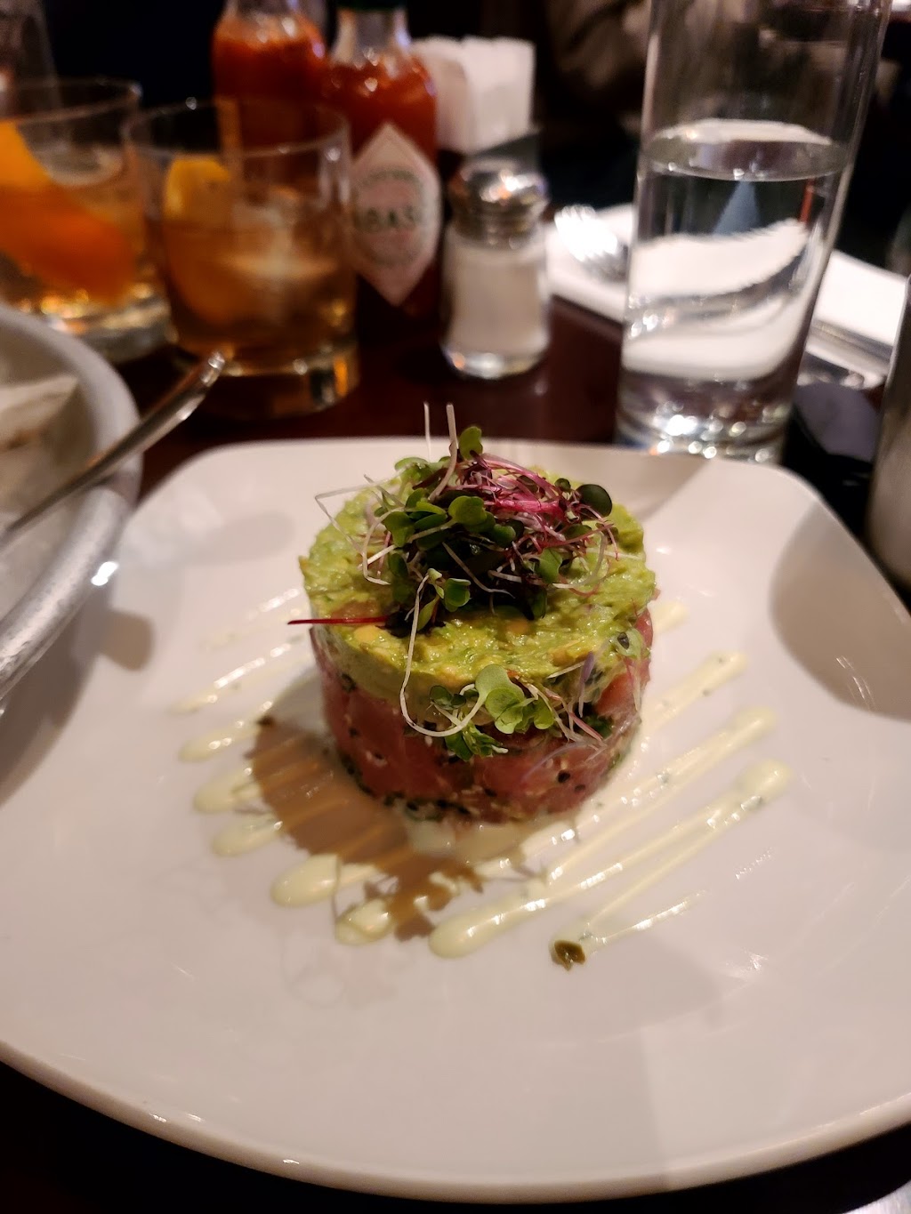 Sanfords | restaurant | 30-13 Broadway, Astoria, NY 11106, USA | 7189329569 OR +1 718-932-9569