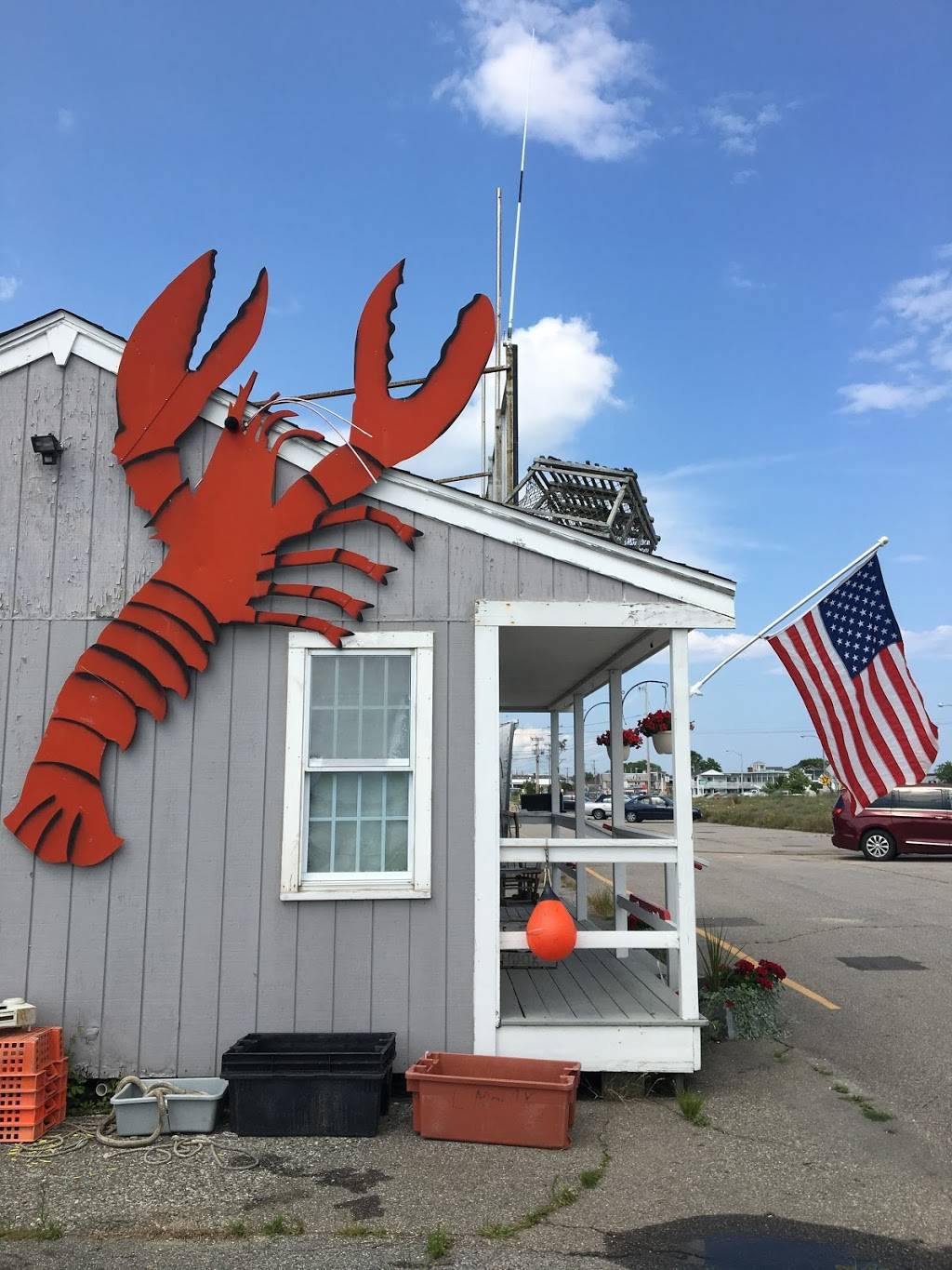 Smittys State Pier Lobster Pound | restaurant | 1 Ocean Blvd, Hampton, NH 03842, USA | 6039261488 OR +1 603-926-1488