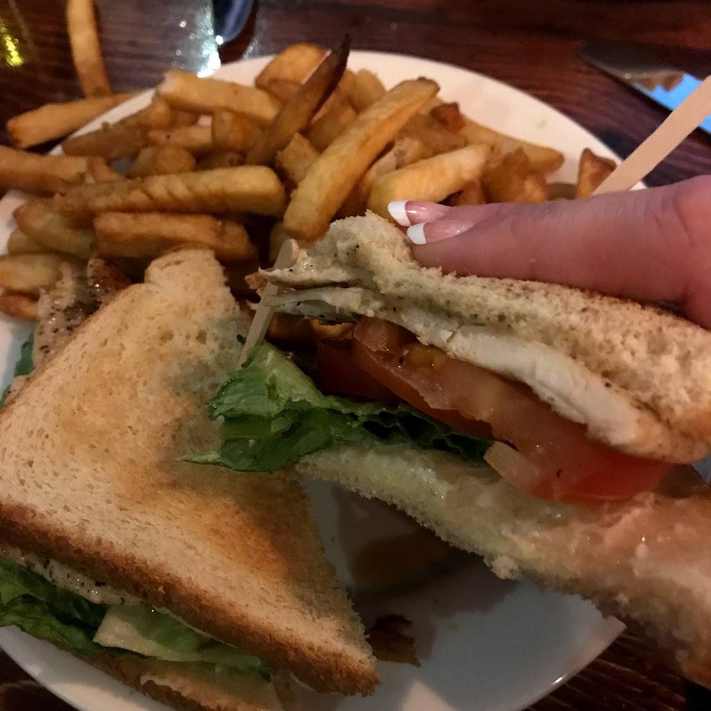 Snow White Cafe | night club | 6769 Hollywood Blvd, Los Angeles, CA 90028, USA | 3234654444 OR +1 323-465-4444