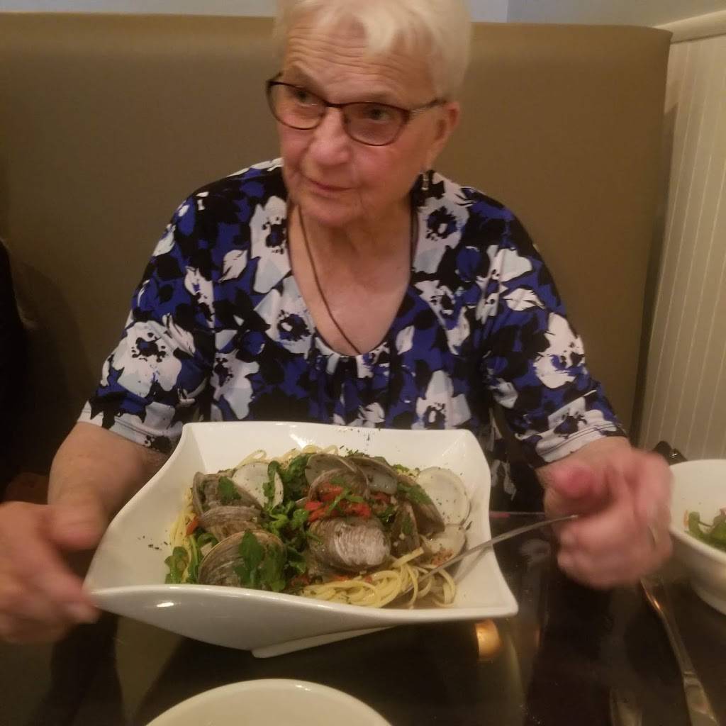 Marios | restaurant | 60 Shaker Rd, East Longmeadow, MA 01028, USA | 4132242295 OR +1 413-224-2295