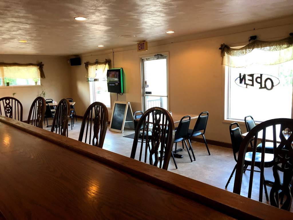 Pizza Market | restaurant | 611 N Hanover St, Okawville, IL 62271, USA | 6182432220 OR +1 618-243-2220