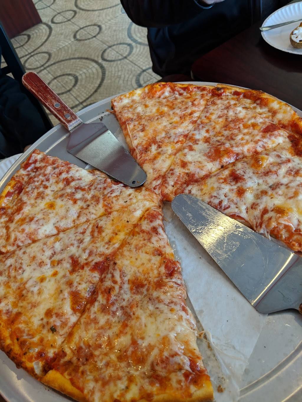 MANHATTAN PIZZA | restaurant | 4980 Nebraska Ave, Huber Heights, OH 45424, USA | 9372354444 OR +1 937-235-4444