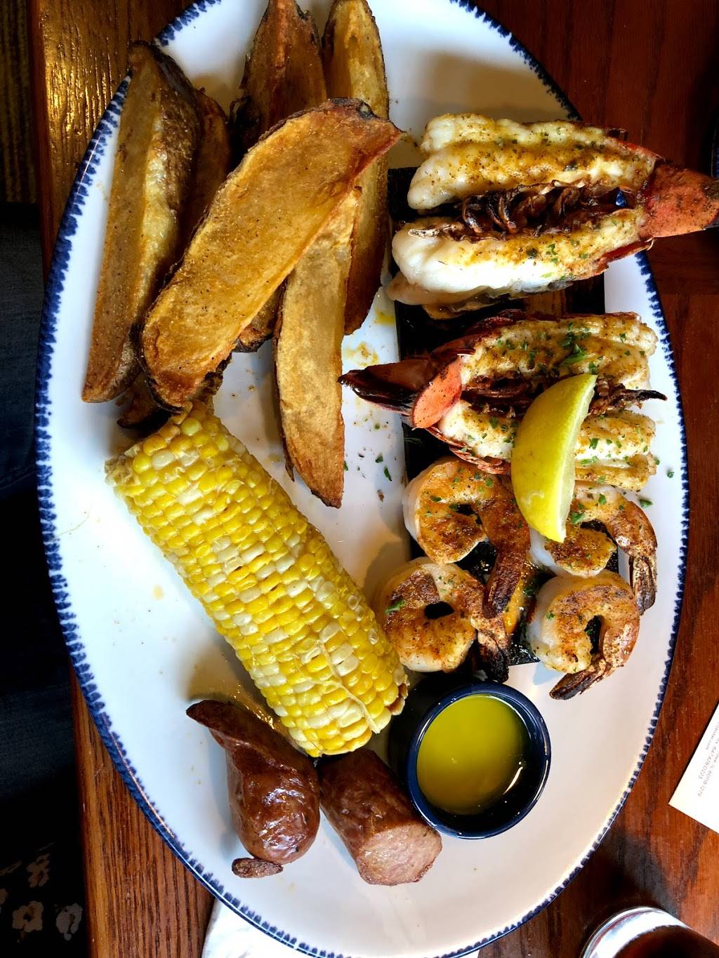 Red Lobster | restaurant | 701 Spring Hill Ring Rd, West Dundee, IL 60118, USA | 8474280820 OR +1 847-428-0820