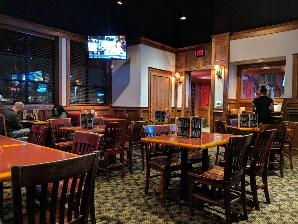 Fox & Hound | restaurant | 5113 Bowen Dr, Mason, OH 45040, USA | 5132297921 OR +1 513-229-7921