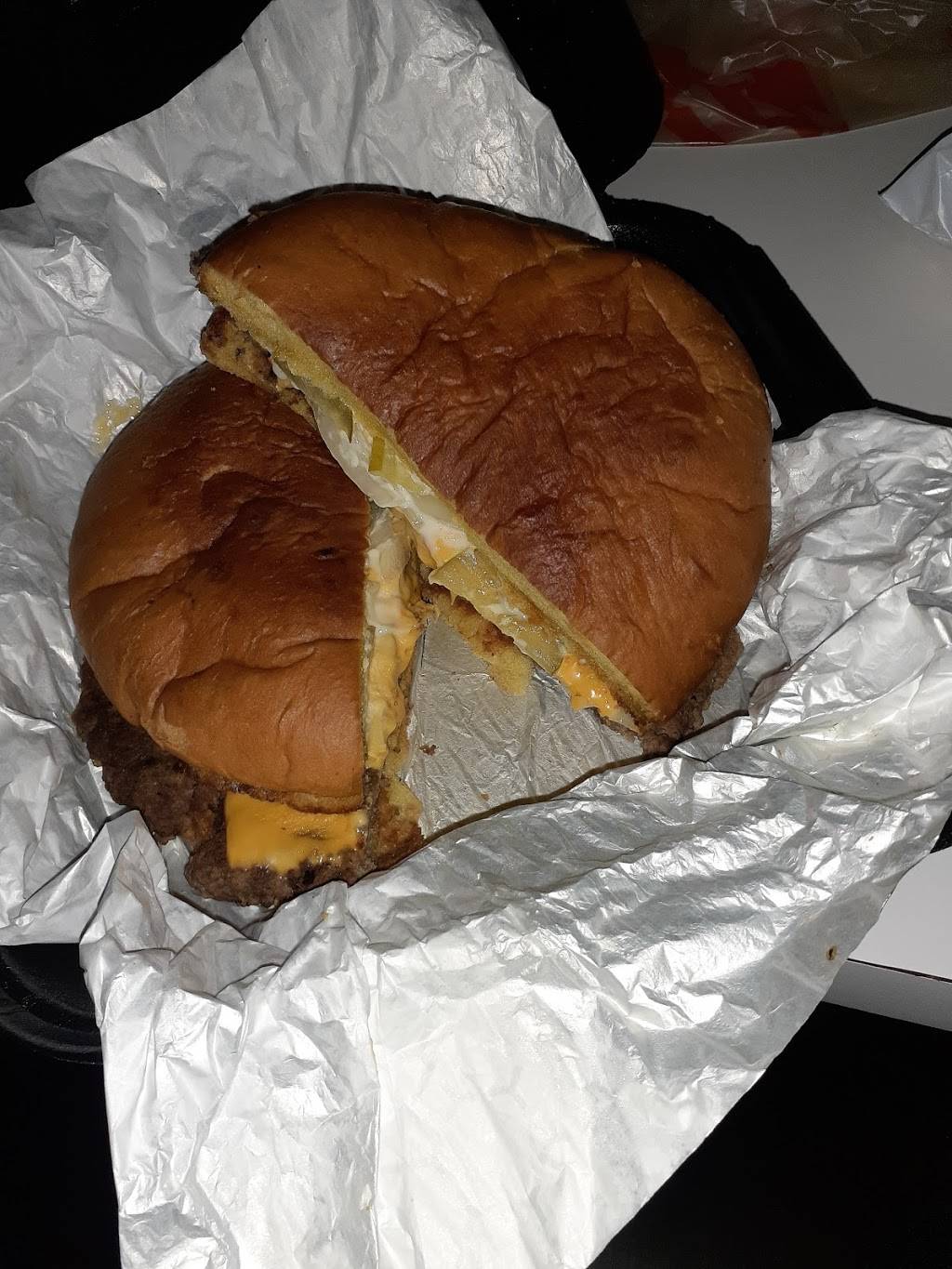 Splitaburger | restaurant | 1320 N Morrison Blvd Suite 102, Hammond, LA 70401, USA | 9856623333 OR +1 985-662-3333