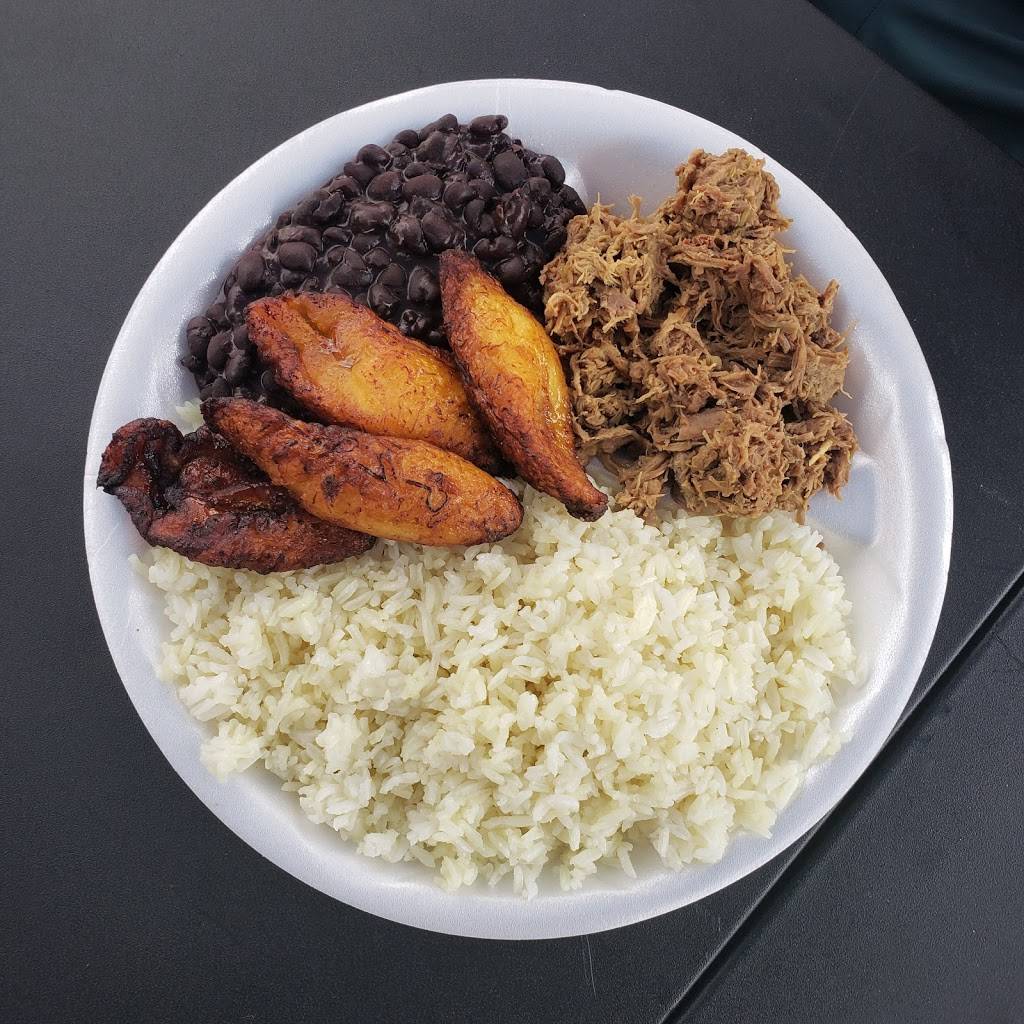 Paque Ronald | restaurant | 1559 Montgomery Hwy, Hoover, AL 35216, USA | 2055735305 OR +1 205-573-5305