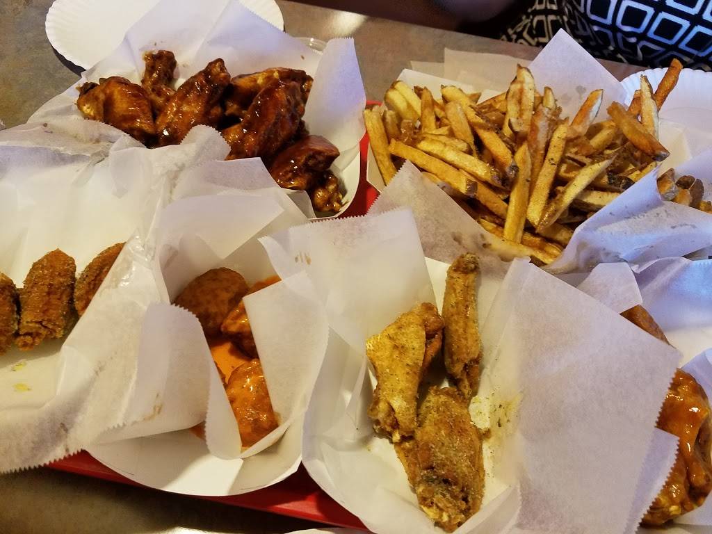 Golden Flame Hot Wings | meal takeaway | 16524 Keystone Blvd d1, Parker, CO 80134, USA | 7207085834 OR +1 720-708-5834