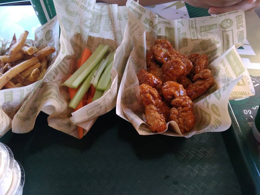 Wingstop | restaurant | 9839 Dyer St, El Paso, TX 79904, USA | 9157599464 OR +1 915-759-9464
