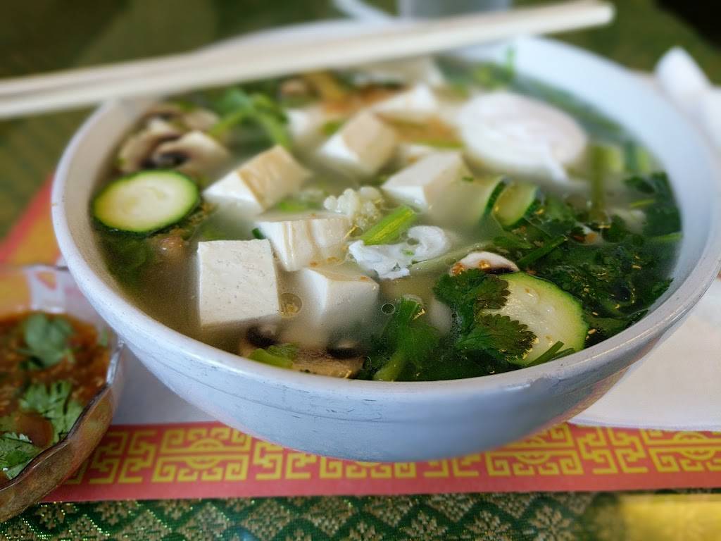 Erawan Thai | restaurant | 3589 Refugee Rd, Columbus, OH 43232, USA | 6142379310 OR +1 614-237-9310