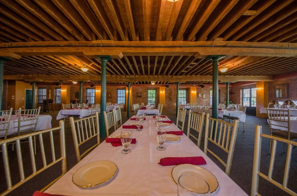 Mahoneys Irish Pub & Steakhouse | restaurant | 35 Main St, Poughkeepsie, NY 12601, USA | 8454717026 OR +1 845-471-7026