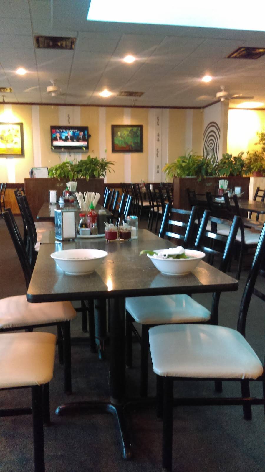Pho 95 | restaurant | 9780 Walnut St Ste 120, Dallas, TX 75243, USA | 9726446995 OR +1 972-644-6995