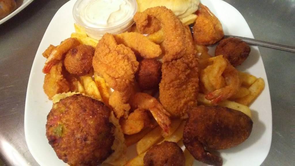 Lavergnes Cajun Kitchen | restaurant | 10300 Prejean Hwy, Opelousas, LA 70570, USA | 3376789468 OR +1 337-678-9468