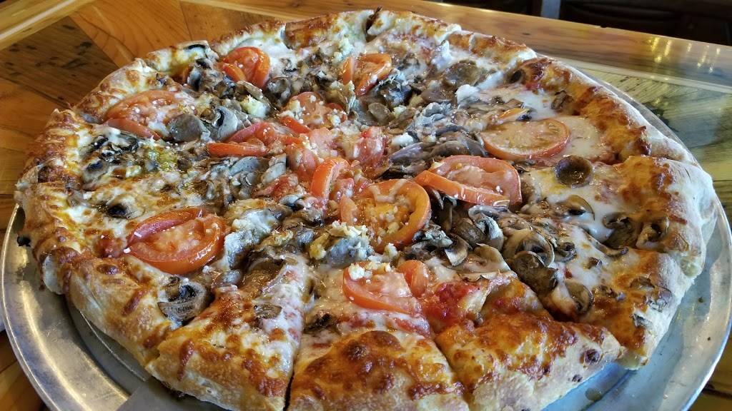 Lo Cocos Authentic Italian Pizzeria | restaurant | 631 Del Ganado Rd, San Rafael, CA 94903, USA | 4154723323 OR +1 415-472-3323